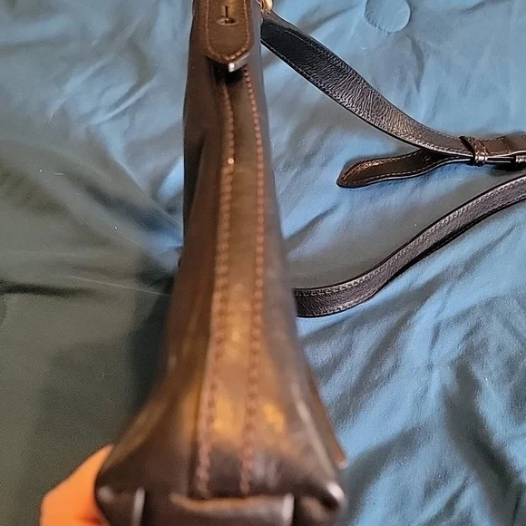 Dooney & Bourke Black Genuine Leather Crossbody Tassle Bag‎ - Picture 7 of 12